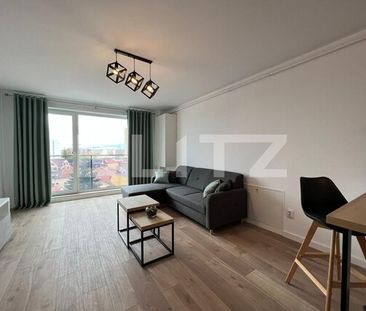 Apartament de 2 camere, 50 mp, prima inchiriere, zona Centrala - Photo 2