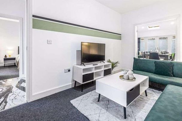 Marsh Lane, Wolverhampton, WV10 - Photo 1