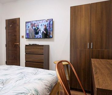 7 bedroom terraced house to rent - Photo 6