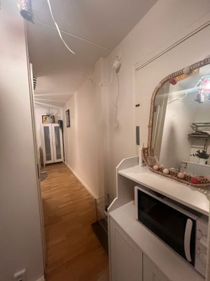 Sorögatan, Kista - Photo 1