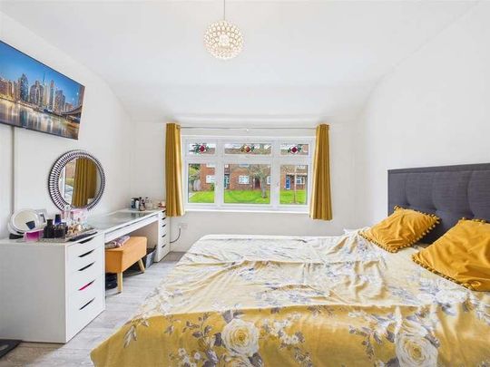 Heathfield Rise, Ruislip, HA4 - Photo 1