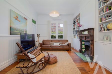 46 Fullerton Street, Stockton NSW 2295 - House For Rent | Domain - Photo 2