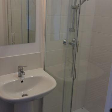 Location Appartement 1 pièce 14m² LAVAL 53000 - Photo 4