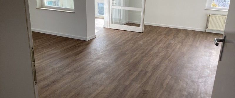 Berlin Karow 3 Zimmer mit Wintergarten und Wannenbad ab sofort ! - Foto 1