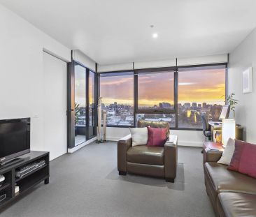 Brilliant Two Bedroom! - Photo 1