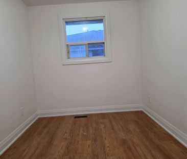 For Lease - 706 Leaside Street Unit# Upper, Pickering, Ontario - Photo 6