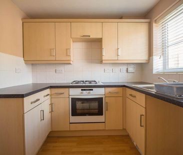 2 bedroom terraced house to rent - Photo 3