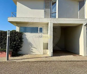 House T3 in Silveira, Torres Vedras - Photo 2