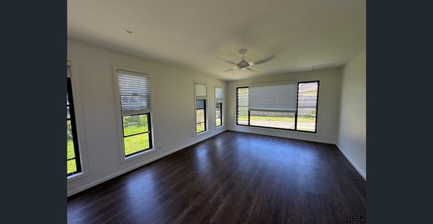 3 Bed, 2 Bath Home in Mullaway With Off-Street Parking - Photo 1