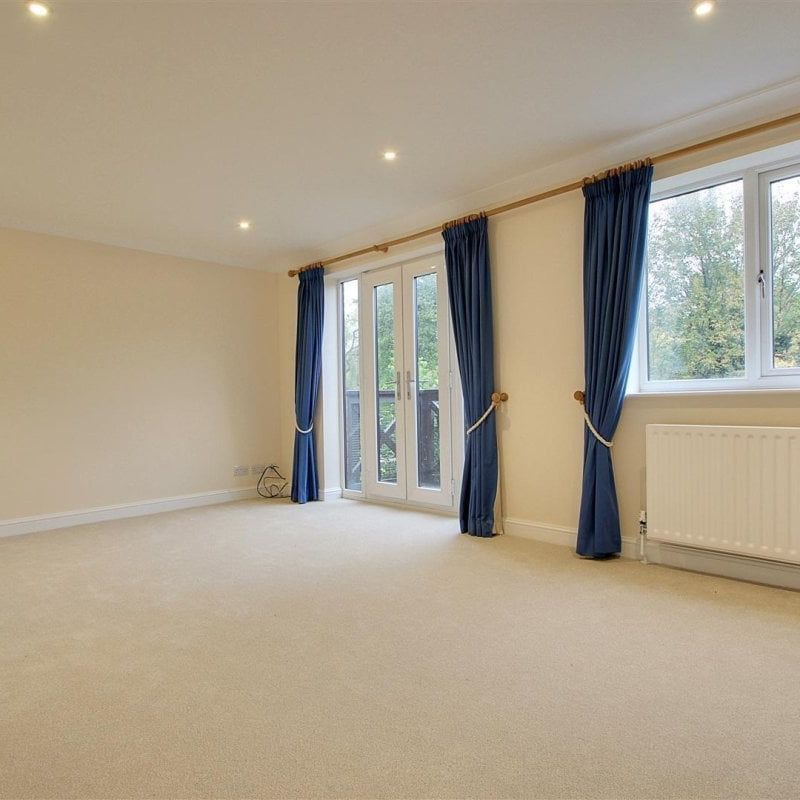 Brook Lane, Berkhamsted - Photo 1