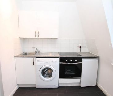 Upper Lewes Road, Brighton, East Sussex - Photo 2