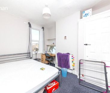 4 bedroom terraced house to rent - Photo 3