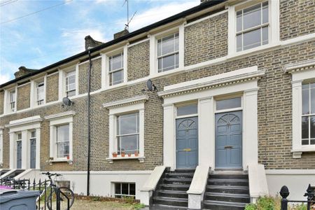 5 bedroom terraced house to rent - Photo 3