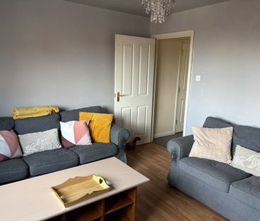 2 Bed Flat, Main St, G40 - Photo 3