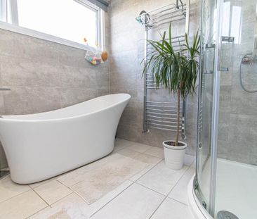 2 bedroom terraced house to rent - Photo 4