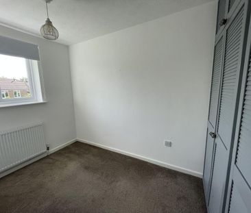 2 bedroom semi-detached house to rent - Photo 3