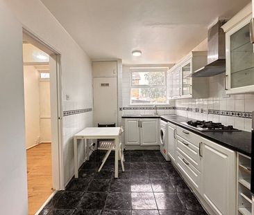 Room in a Shared House, London, E15 - Photo 4