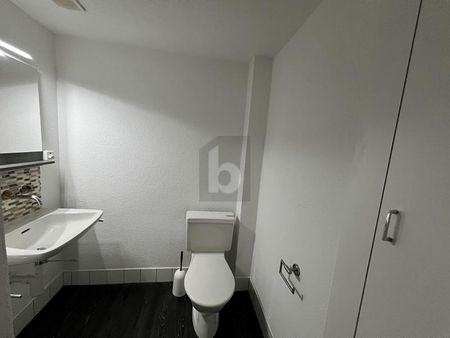 ZENTRALE LAGE MIT VIEL PLATZ UND KOMFORT - Photo 3