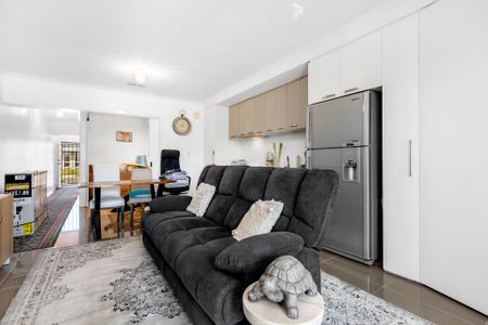 Simple Living In Eyre! - Photo 3