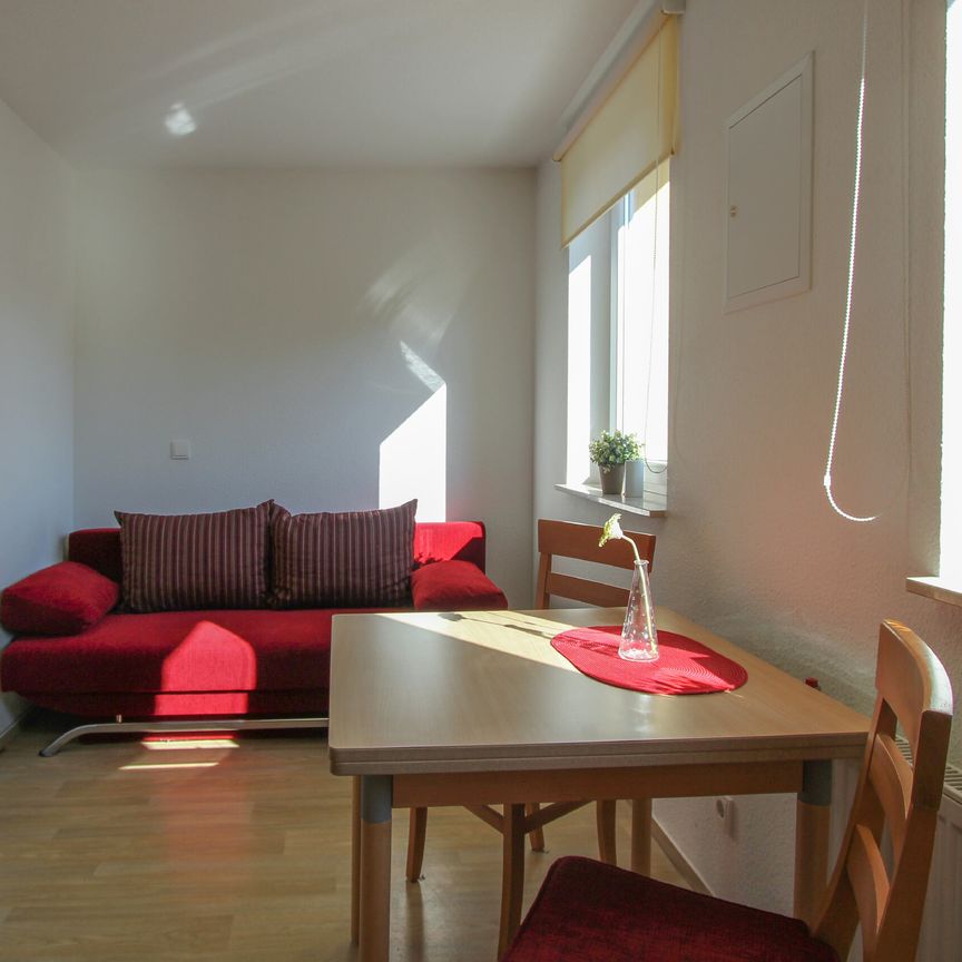 Möbliertes Apartment in zentraler Wohnlage! - Photo 1