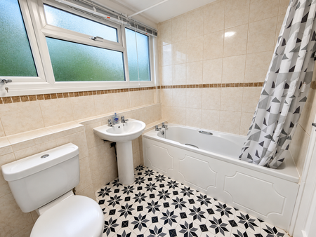 3 bedroom house to rent - Photo 4