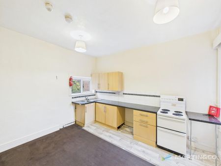 Studio to rent - Photo 2