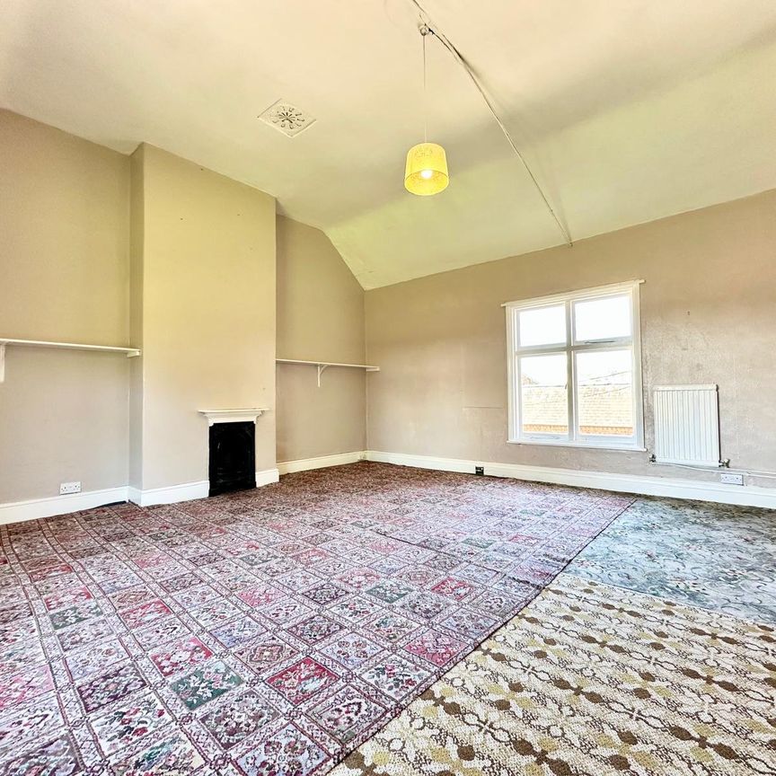 6 bedroom detached house to rent - Photo 1