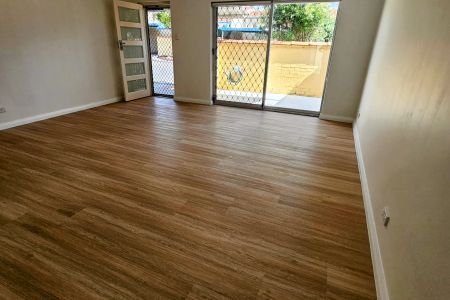 Beautiful coastal gem! - Photo 4