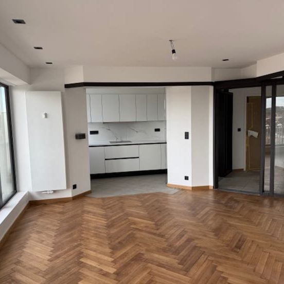 Appartement te huur - Photo 1