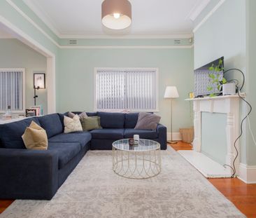 107 Cleary Street, Hamilton NSW 2303 - House For Rent | Domain - Photo 4