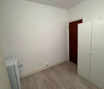 Room in a Shared House, Sperling Road, N17 - Photo 5