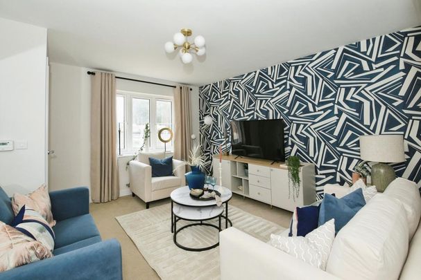 3 bedroom semi-detached house to rent - Photo 1