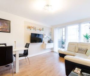 2 Bedrooms Flat to rent in Watson Place, South Norwood SE25 | £ 346 - Photo 1