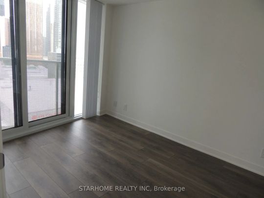 88 Harbour Street #1902 - Photo 1