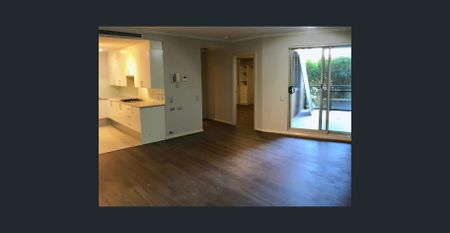 MODERN APARTMENT IN SOUGHT AFTER LOCATION - Photo 4