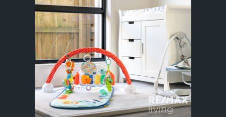 Modern 4-Bedroom Family Home in Riverbank Estate - Photo 5