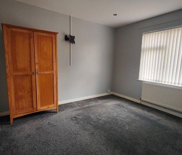 73a Rossdale, Derry, BT47 5RD - Photo 1