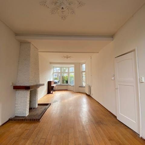 Huis te huur: Vredeman de Vriesstraat 37 8921 BR Leeuwarden - Photo 1