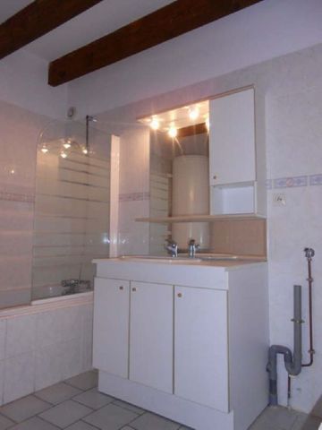 Location Appartement 3 pièces 70m² PIREY 25480 - Photo 5