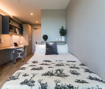 1 Bedroom, 1 Bathroom - Photo 1