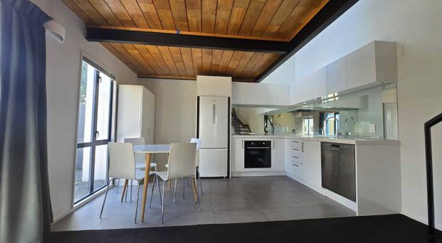 2 Bedroom Gem - Partially Furnished - Photo 1