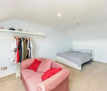 Lewisham Way, SE14, London - Photo 1