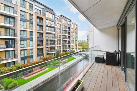 2 bed flat to rent in Chelsea Creek, London, SW6 - Photo 2