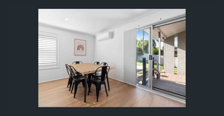 2 Bedroom Delightful Duplex - Photo 2