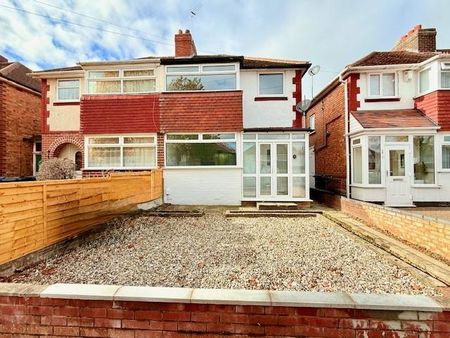 2 bedroom semi-detached house to rent - Photo 3