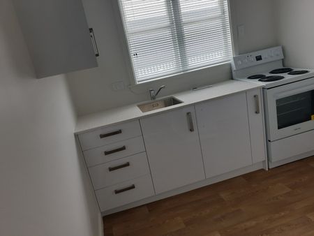 ONE BEDROOM FLAT IN ALICETOWN - Photo 5