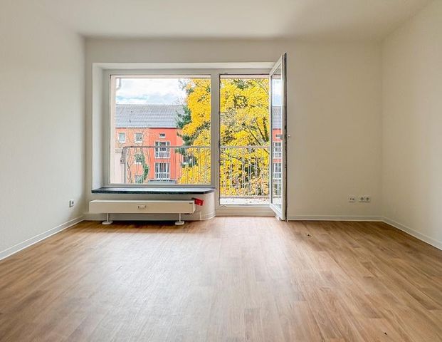 Herzlich WILLKOMMEN in Ihrem frisch renovierten Zuhause... - Photo 1