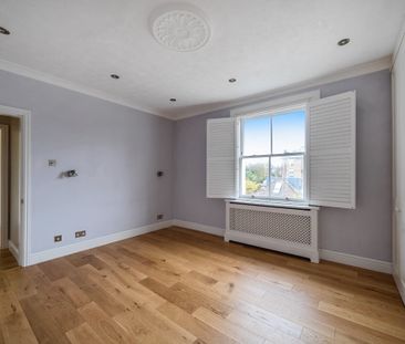3 bedroom flat to rent - Photo 4