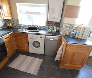 2 bed house to rent in Old Park Terrace, Treforest, CF37 - Photo 4