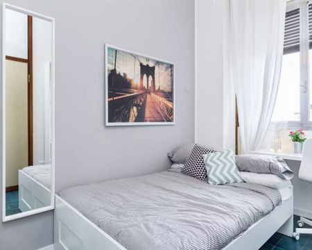 Via Giuseppe Frua, Milan, Lombardy 20146 - Photo 3